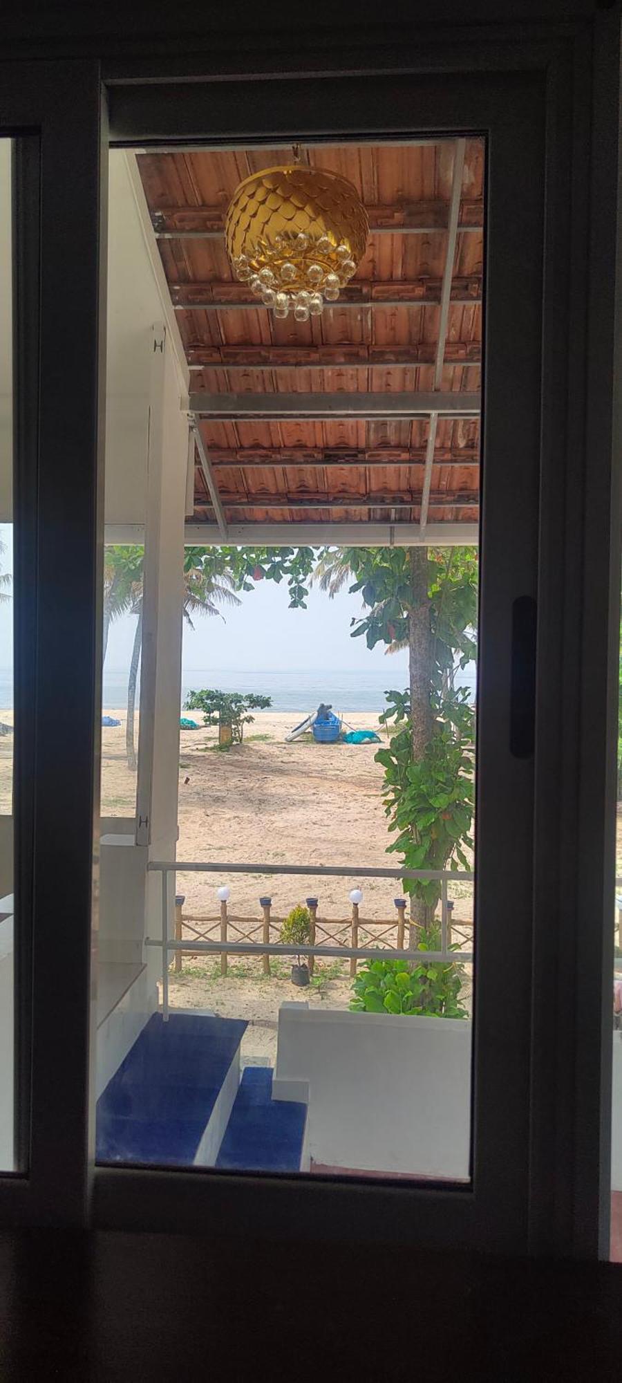 Marari Blue Whale Beach House Alappuzha Luaran gambar