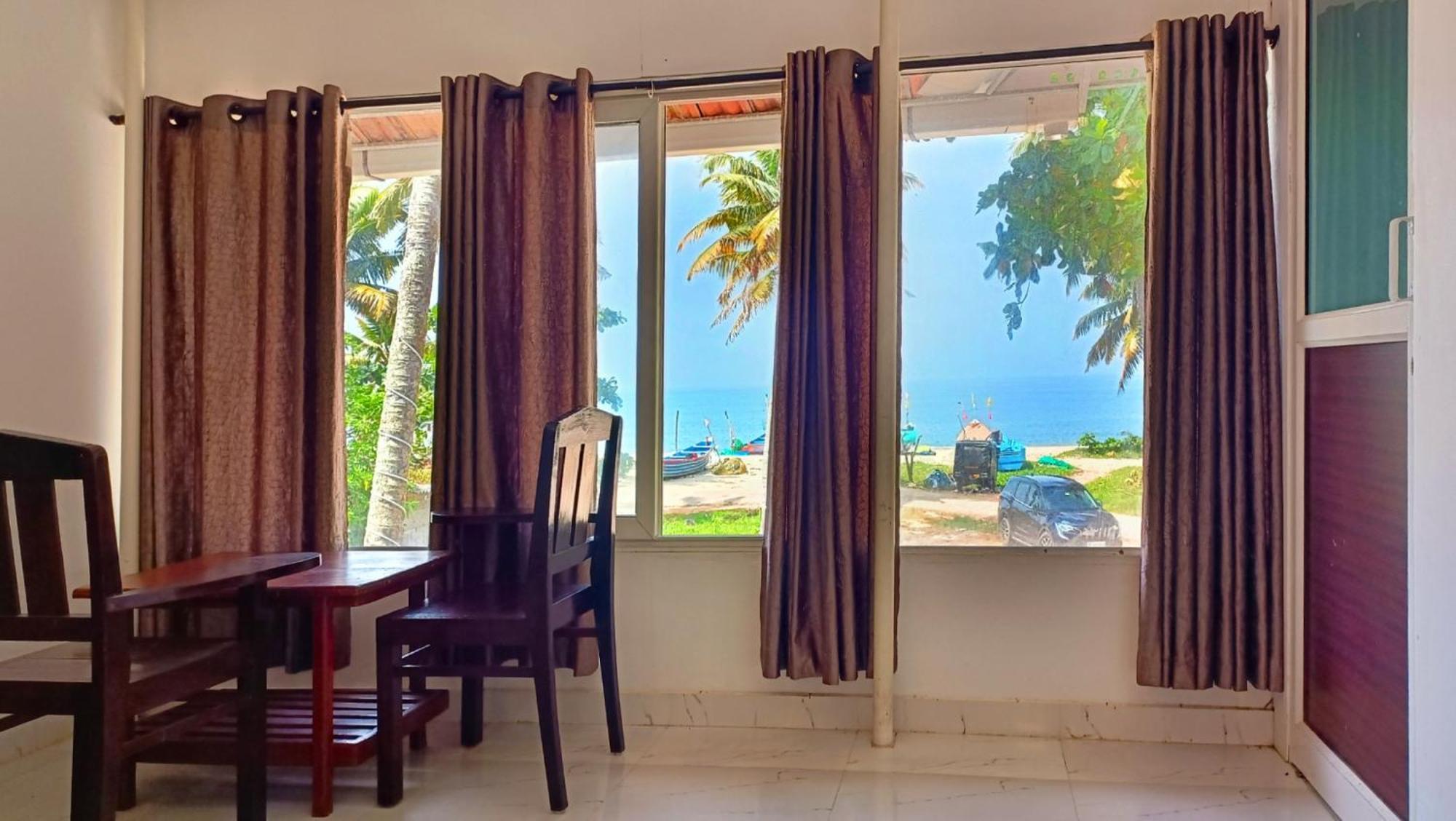 Marari Blue Whale Beach House Alappuzha Luaran gambar